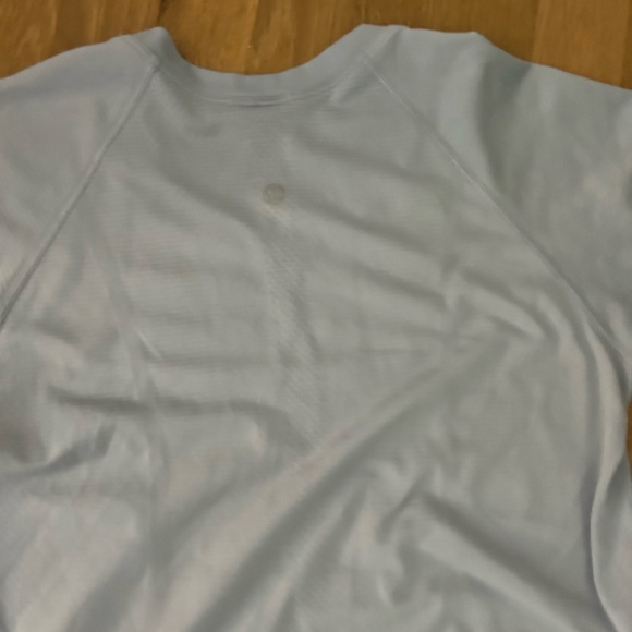Lululemon Swiftly Tech T-Shirt - Picture 3 of 3